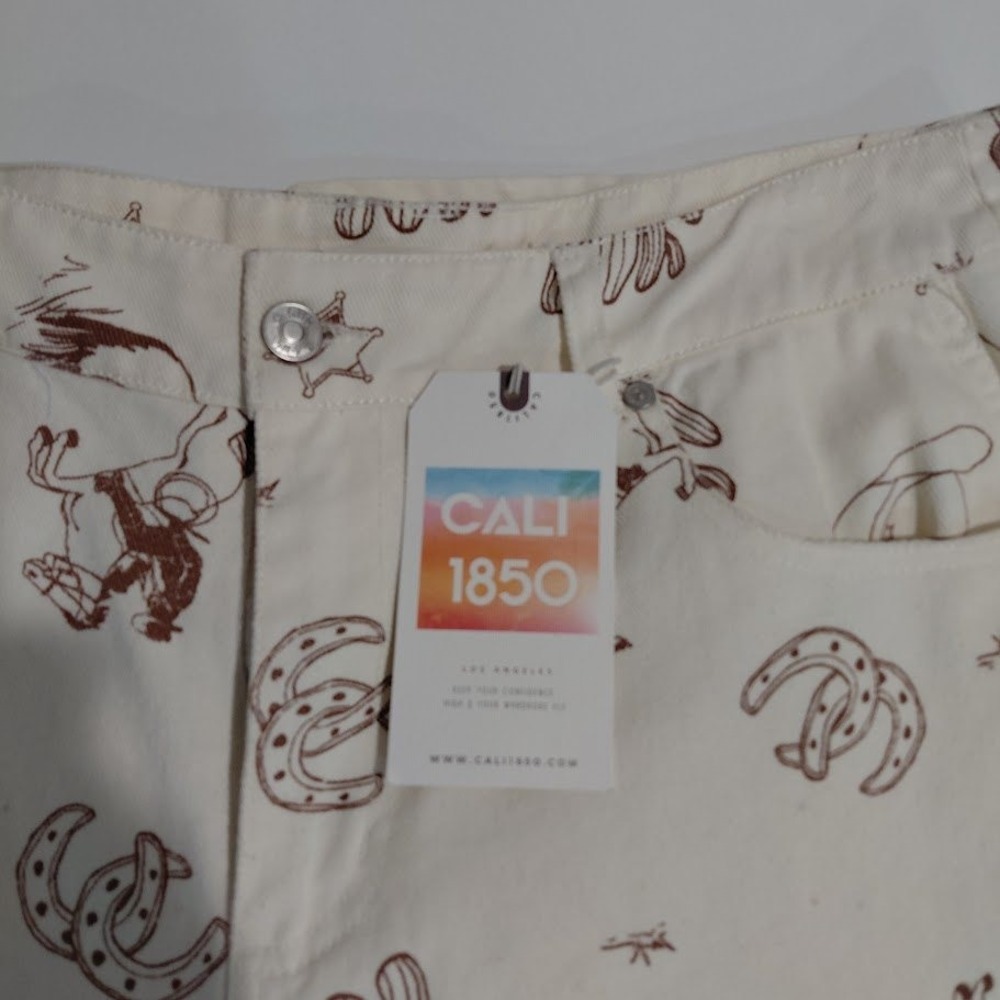 Cali 1850 Womens Western Print Barrel Jeans Cream Brown Size 13 NWT High Rise - Picture 16 of 16
